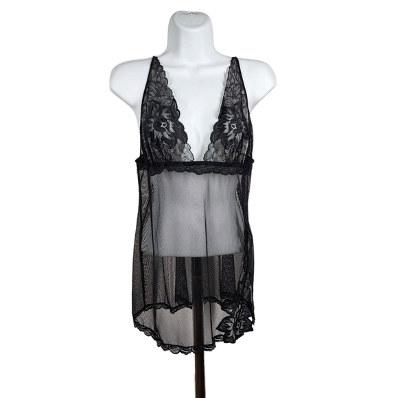 VICTORIA'S SECRET LACE AND MESH LINGERIE - Picture 1 of 9